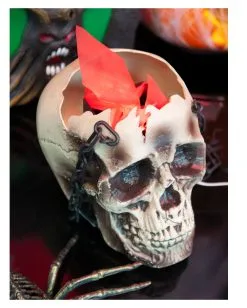 Totenkopf LED Flammenschale -Spuk Dekor Geschaft brennende totenschaedel laterne schaedellaterne mit licht und bewegungseffekt skull with flame 37865 03